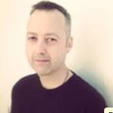 La Démocratie Libérale, la Troisième Voie et le Socialfuturisme